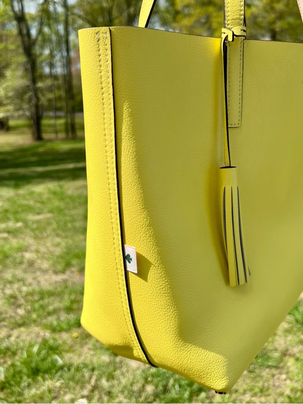 Kate Spade New York Lakeland Drive Marina Reversible Tote Bag - Yellow/Beige - Picture 3 of 8